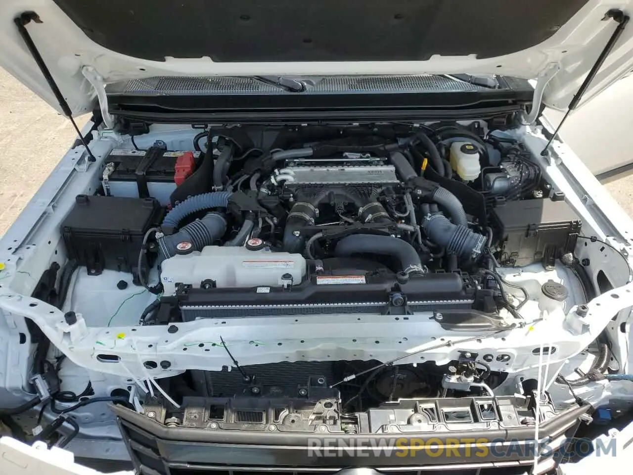 12 fotografías del automóvil dañado JTJTBCDX9R5008451 LEXUS GX 550 PRE 2024