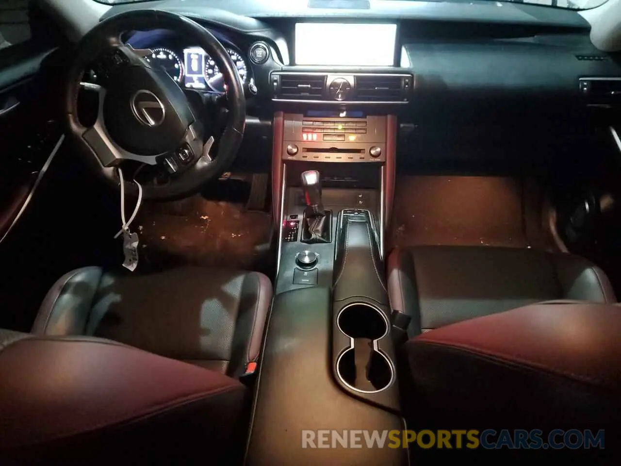 8 fotografías del automóvil dañado JTHBA1D20K5087572 LEXUS IS 2019
