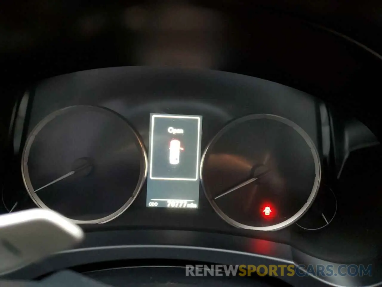 9 fotografías del automóvil dañado JTHBA1D20K5087572 LEXUS IS 2019