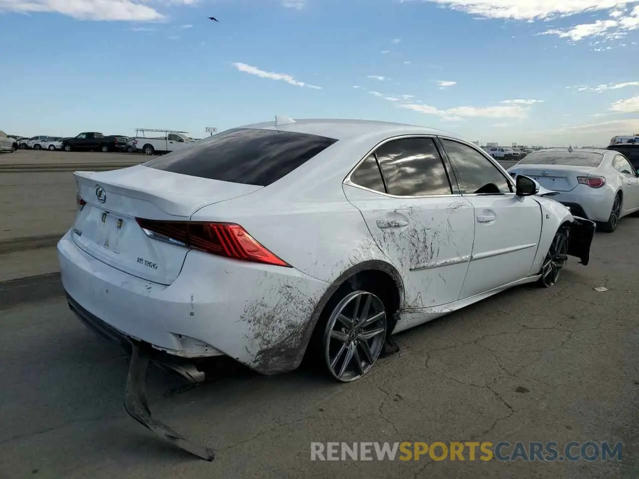3 fotografías del automóvil dañado JTHBA1D20K5098698 LEXUS IS 2019