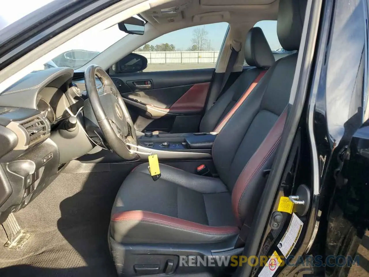 7 fotografías del automóvil dañado JTHBA1D21K5084759 LEXUS IS 2019
