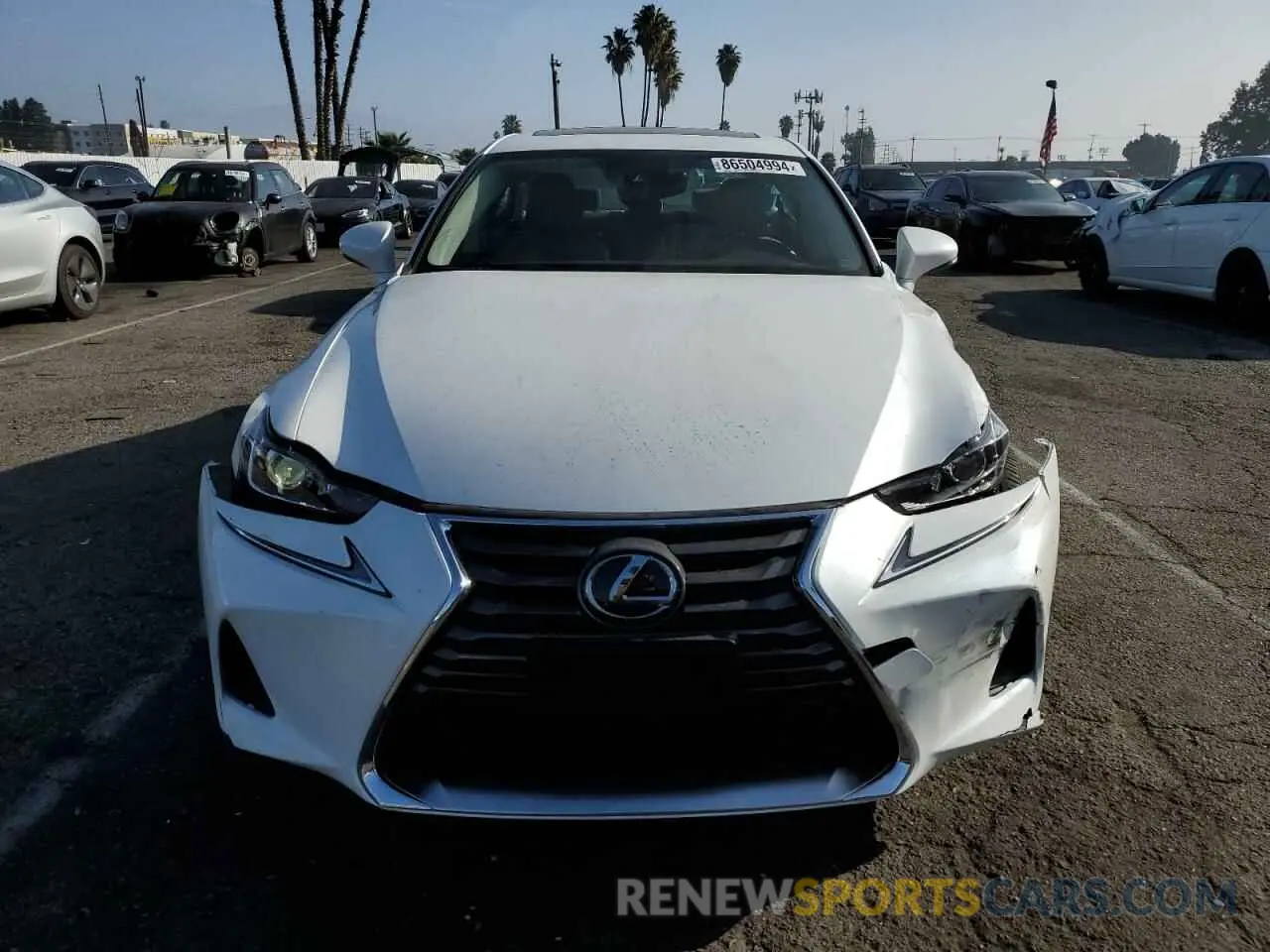 5 fotografías del automóvil dañado JTHBA1D21K5087497 LEXUS IS 2019
