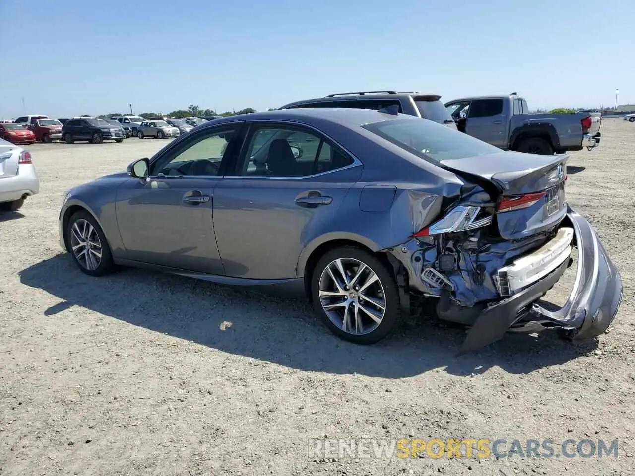 2 fotografías del automóvil dañado JTHBA1D22K5084267 LEXUS IS 2019