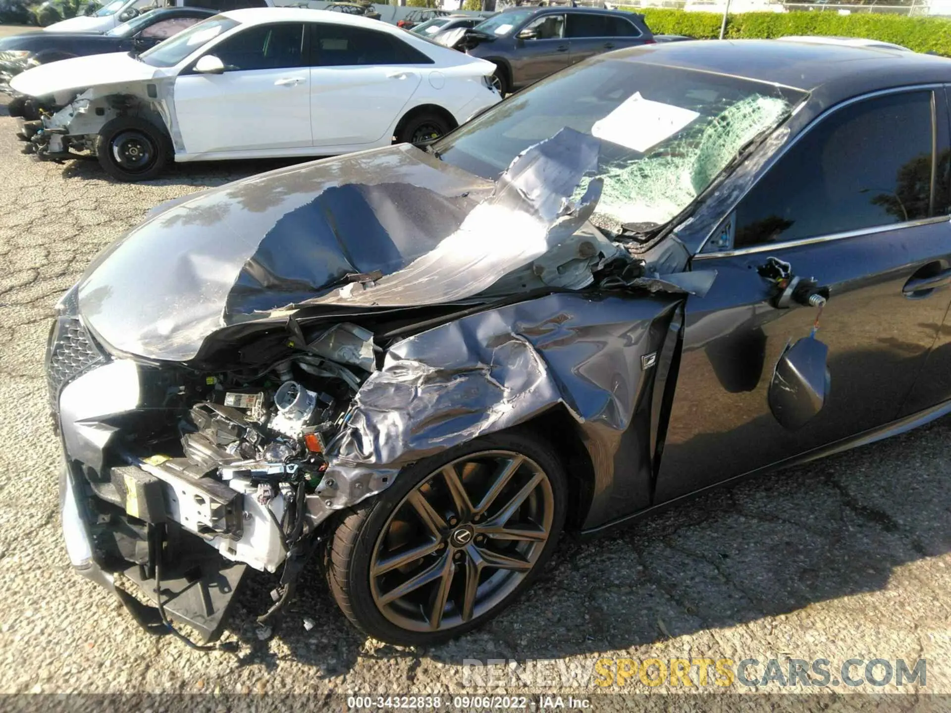 6 fotografías del automóvil dañado JTHBA1D22K5084866 LEXUS IS 2019