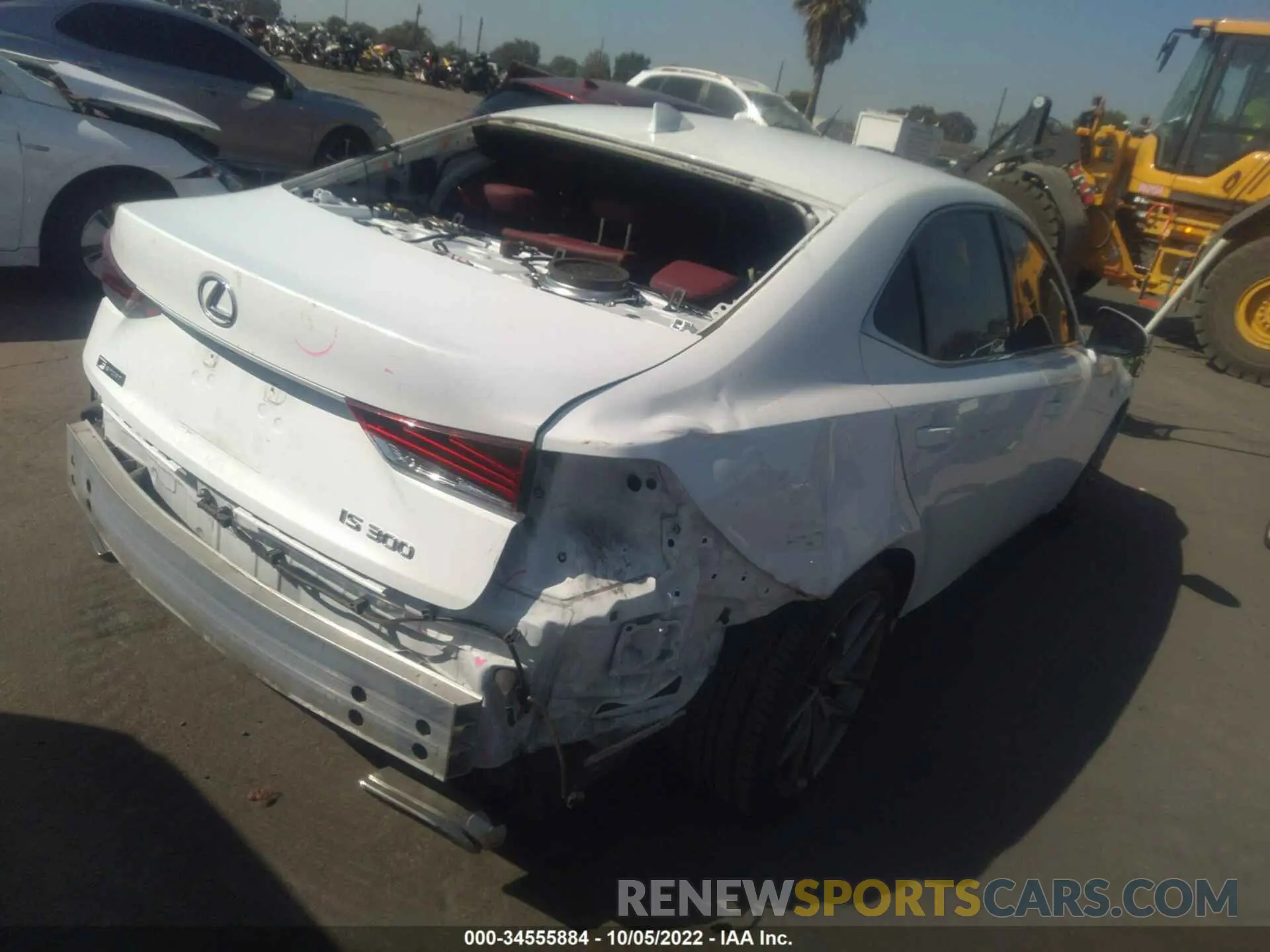 4 fotografías del automóvil dañado JTHBA1D23K5099456 LEXUS IS 2019