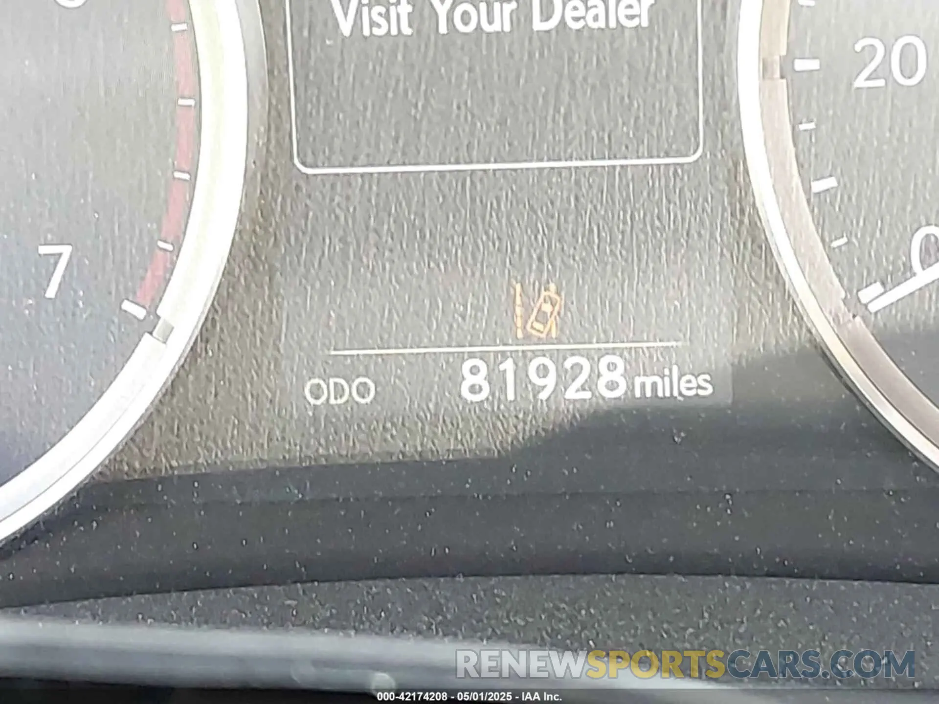 14 fotografías del automóvil dañado JTHBA1D24K5097117 LEXUS IS 2019