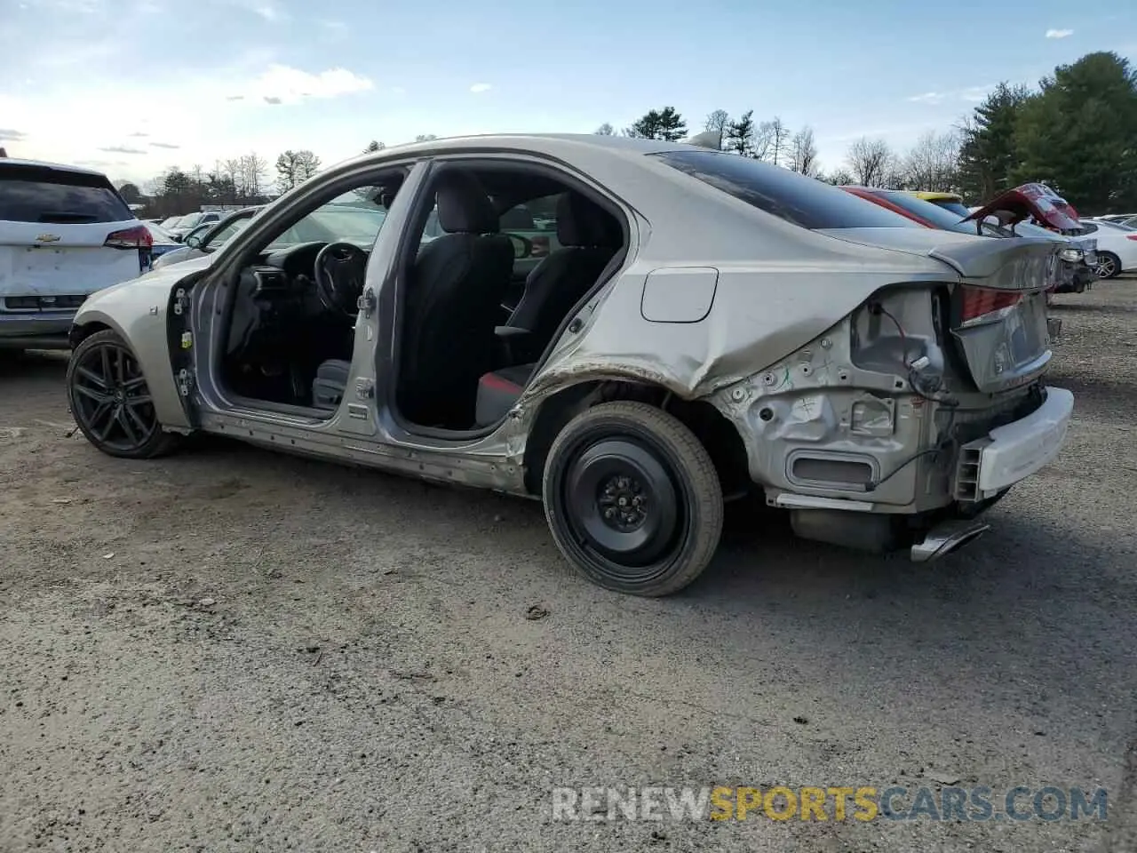 2 fotografías del automóvil dañado JTHBA1D25K5095103 LEXUS IS 2019