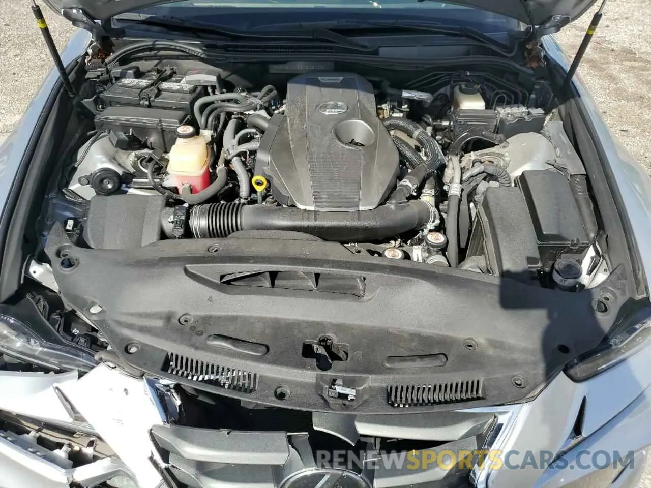 11 fotografías del automóvil dañado JTHBA1D26K5084031 LEXUS IS 2019