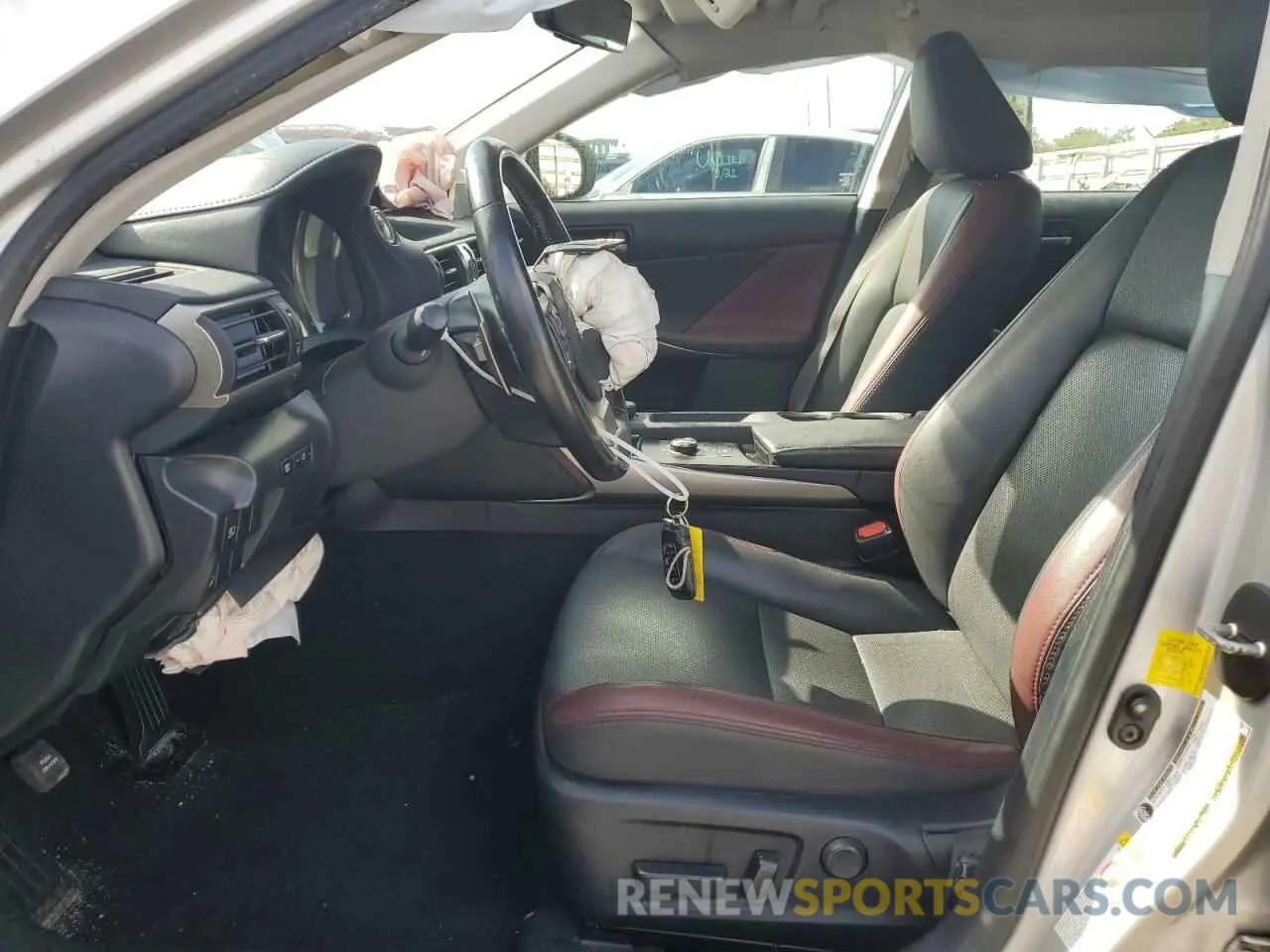7 fotografías del automóvil dañado JTHBA1D26K5084031 LEXUS IS 2019