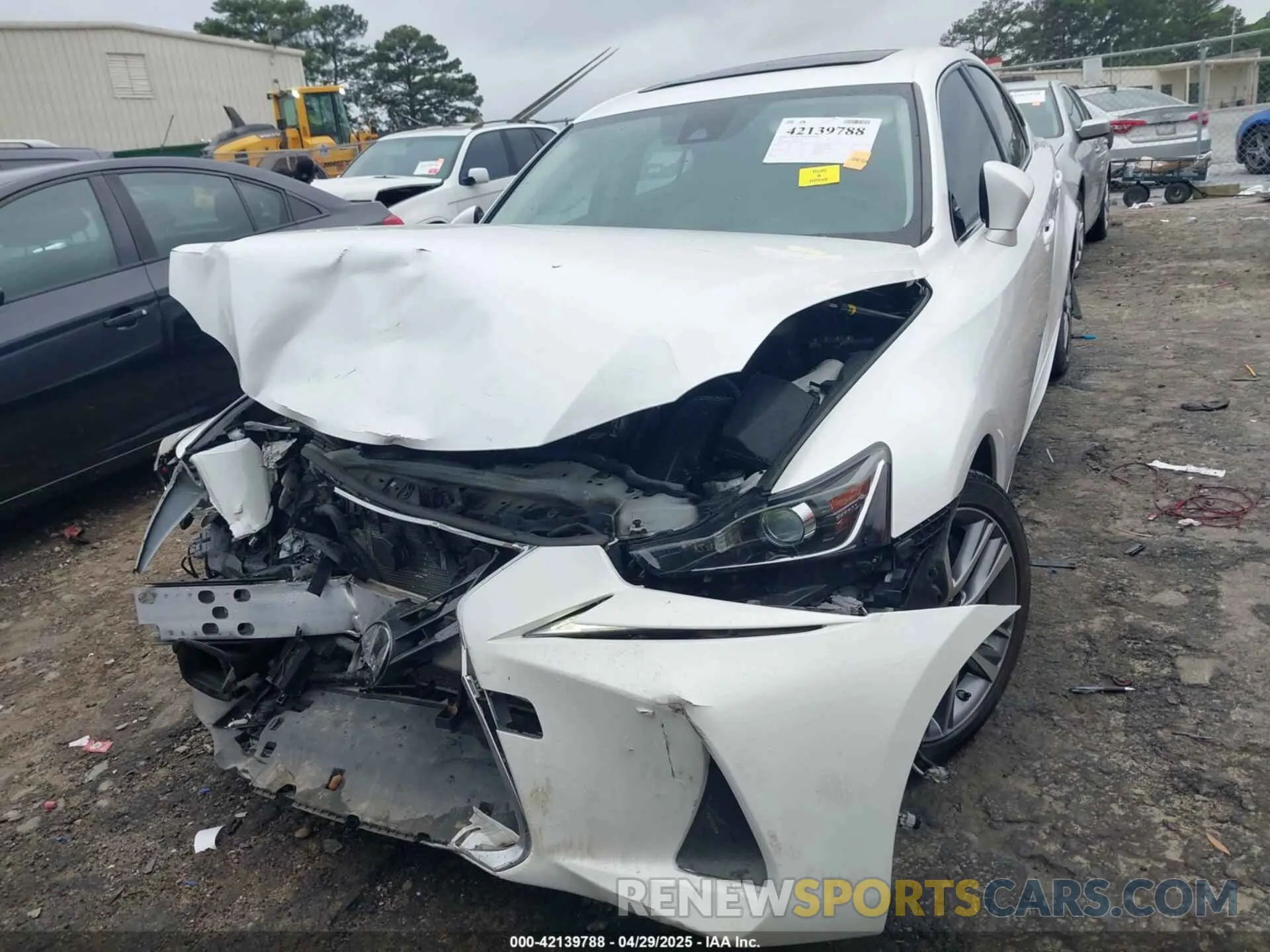 12 fotografías del automóvil dañado JTHBA1D26K5087074 LEXUS IS 2019