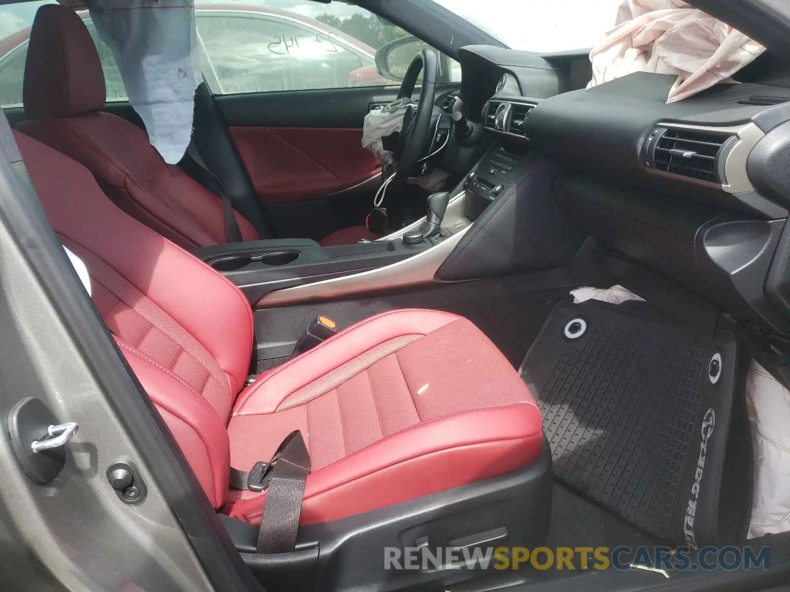 5 fotografías del automóvil dañado JTHBA1D26K5092811 LEXUS IS 2019
