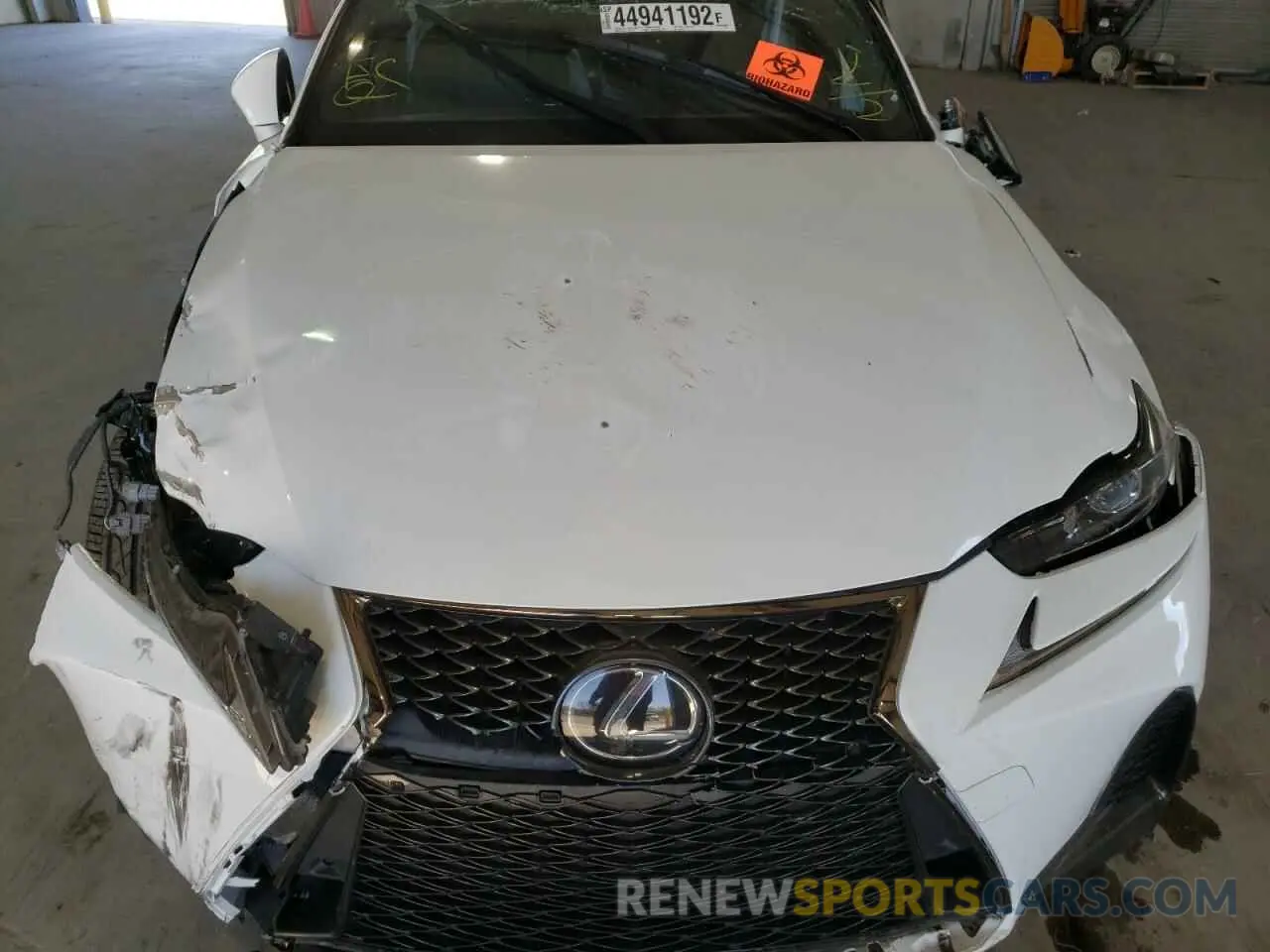 7 fotografías del automóvil dañado JTHBA1D26K5096213 LEXUS IS 2019