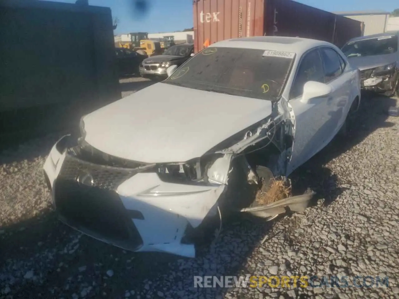 2 fotografías del automóvil dañado JTHBA1D27K5087133 LEXUS IS 2019
