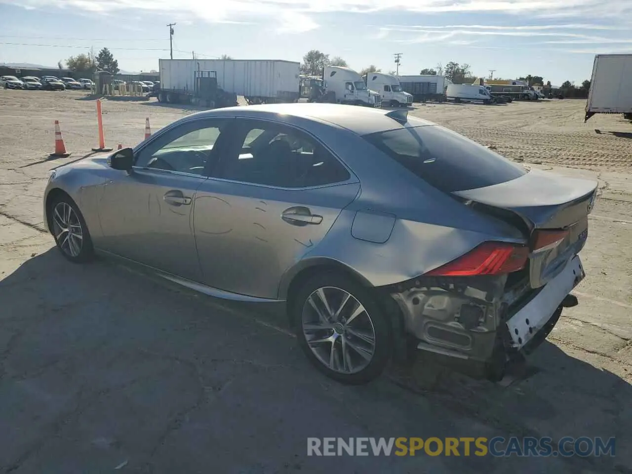 2 fotografías del automóvil dañado JTHBA1D27K5090114 LEXUS IS 2019