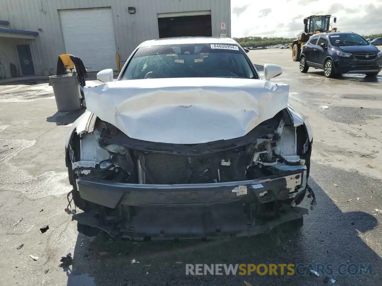 5 fotografías del automóvil dañado JTHBA1D27K5098570 LEXUS IS 2019