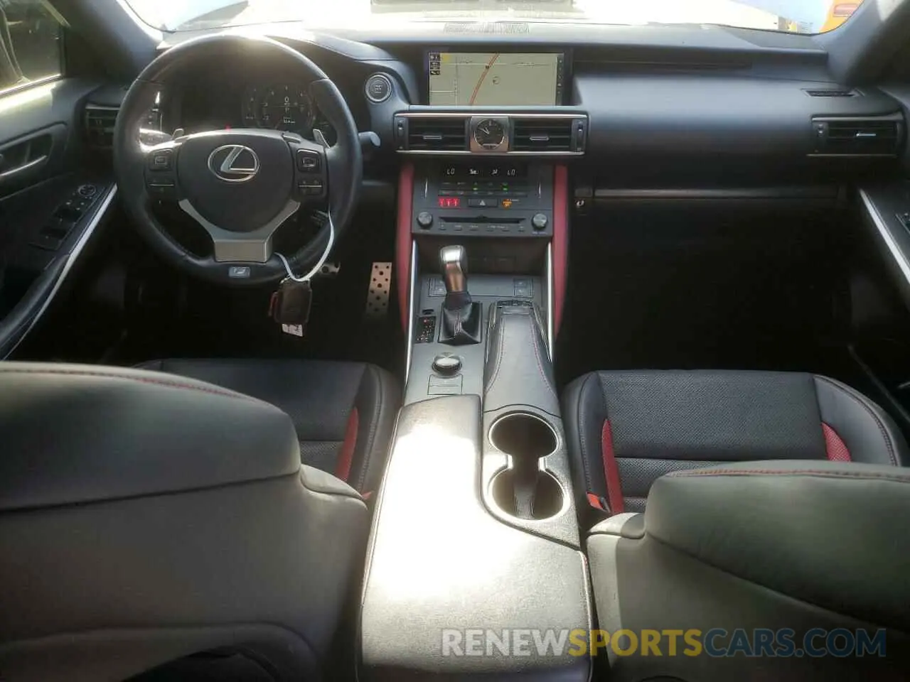 8 fotografías del automóvil dañado JTHBA1D28K5098366 LEXUS IS 2019