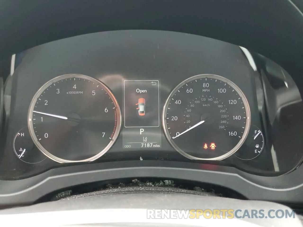 9 fotografías del automóvil dañado JTHBA1D28K5100097 LEXUS IS 2019