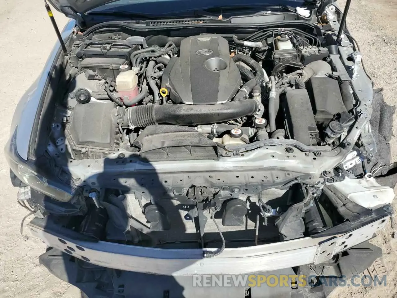 11 fotografías del automóvil dañado JTHBA1D29K5085433 LEXUS IS 2019