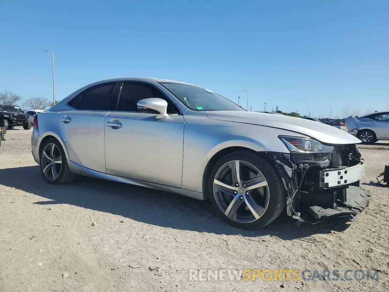 4 fotografías del automóvil dañado JTHBA1D29K5085433 LEXUS IS 2019