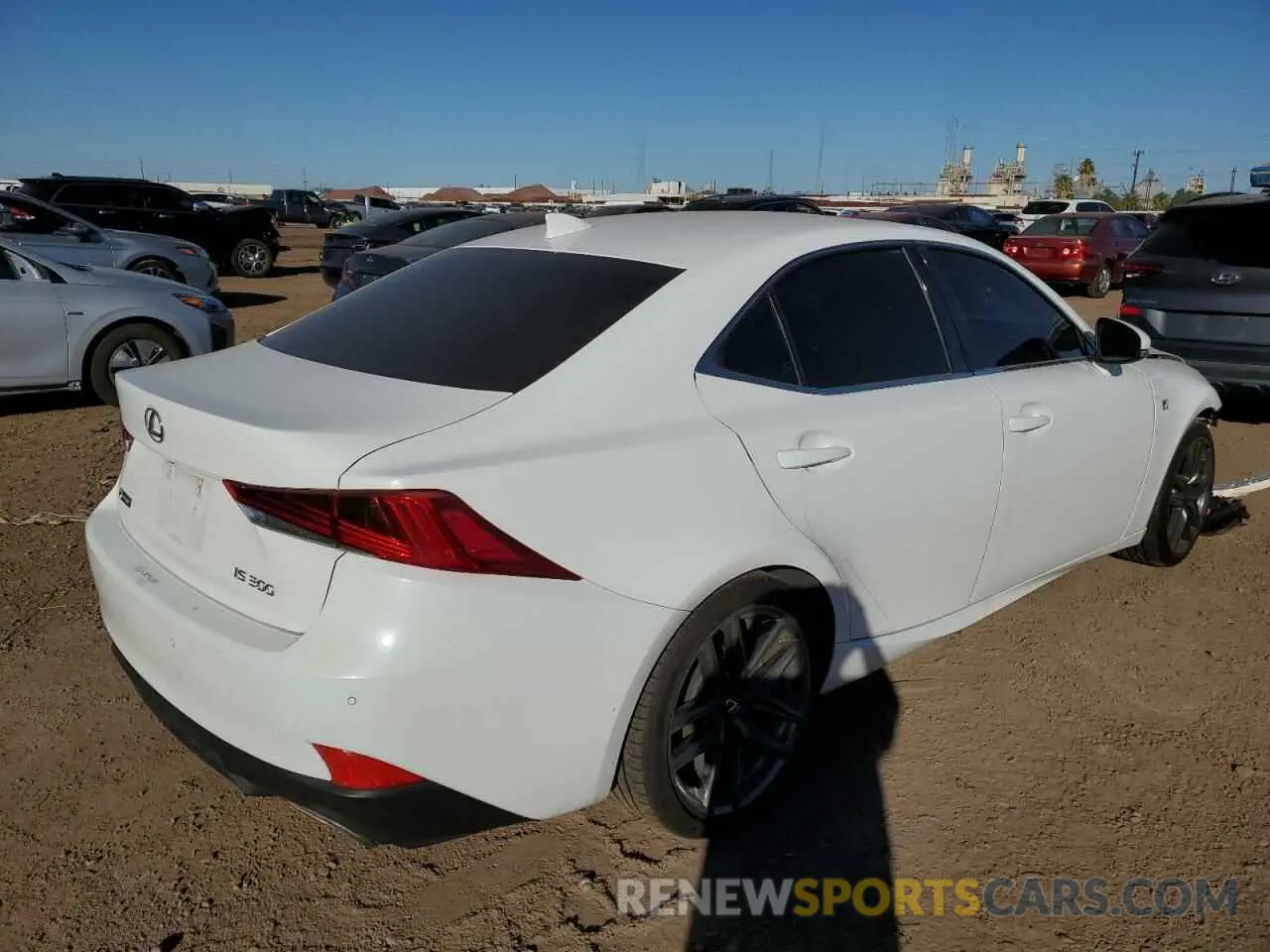 4 fotografías del automóvil dañado JTHBA1D29K5087067 LEXUS IS 2019
