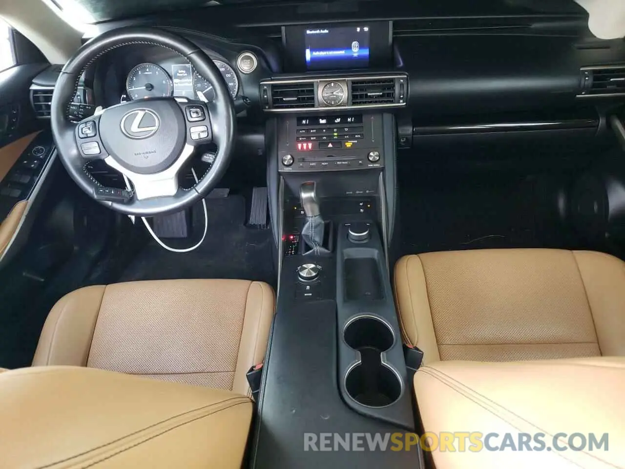 8 fotografías del automóvil dañado JTHBA1D29K5087943 LEXUS IS 2019