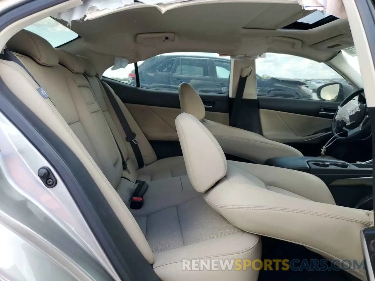 11 fotografías del automóvil dañado JTHBA1D2XK5092097 LEXUS IS 2019