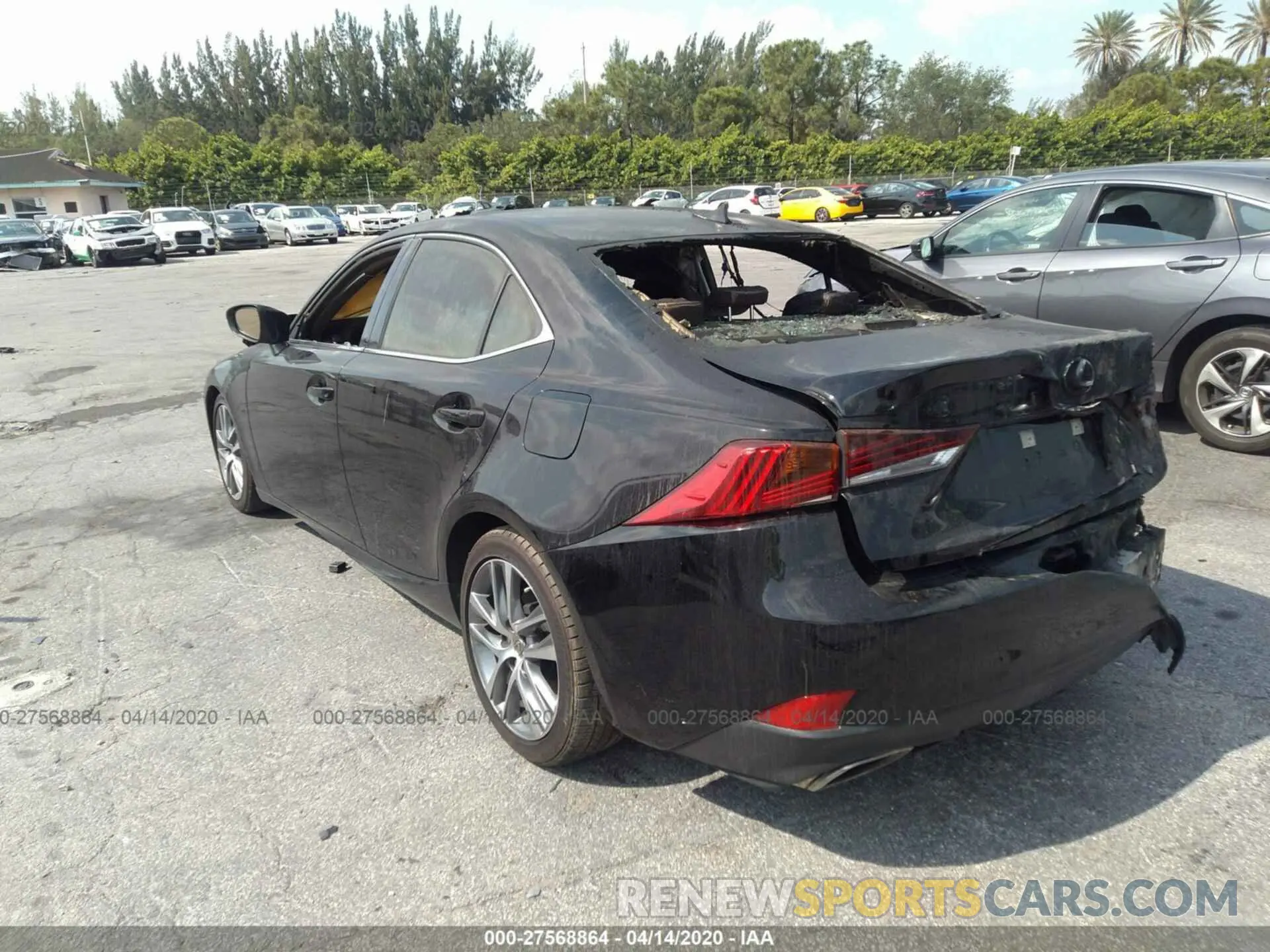 3 fotografías del automóvil dañado JTHBA1D2XK5100280 LEXUS IS 2019