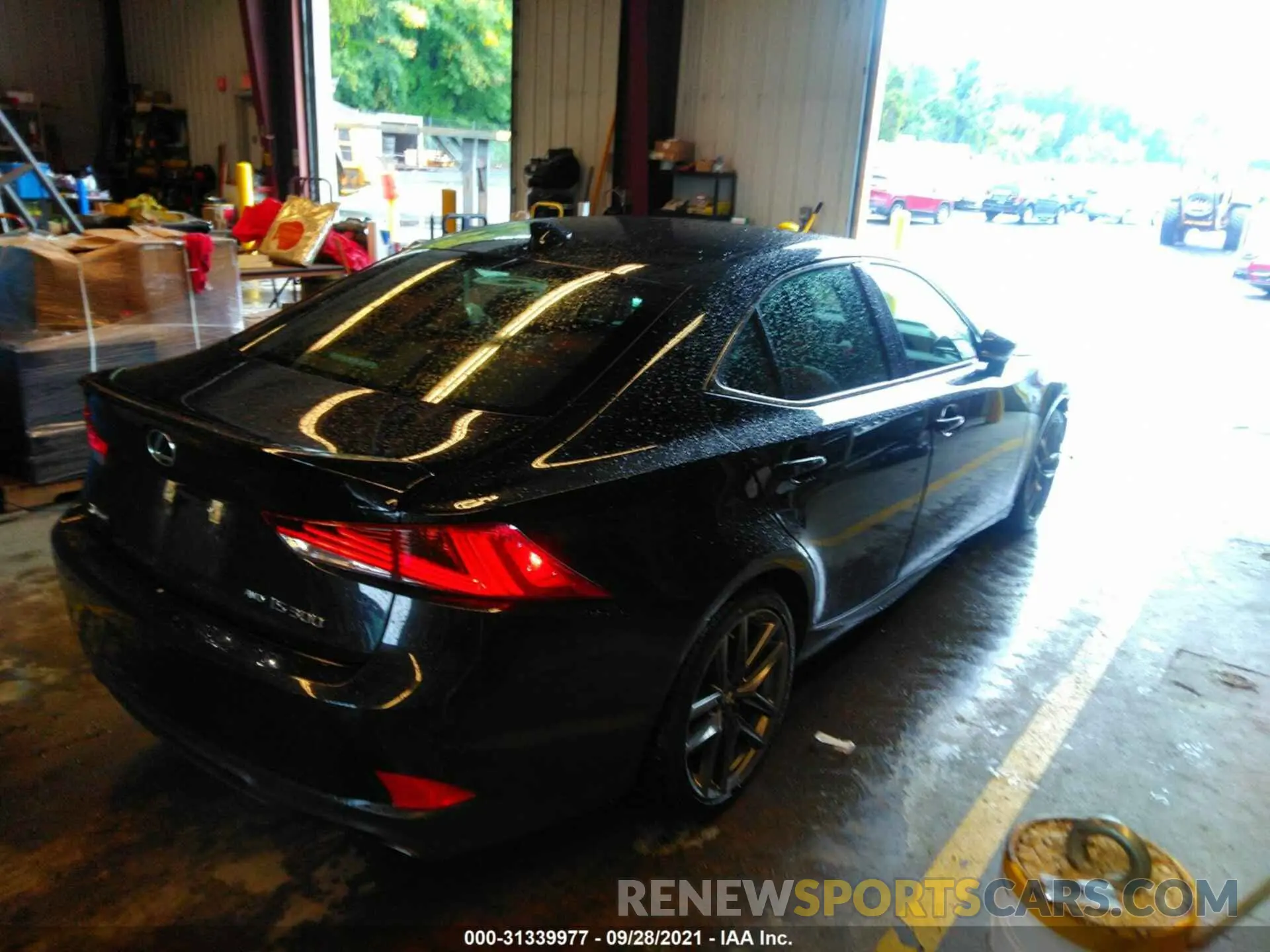4 fotografías del automóvil dañado JTHC81D21K5034430 LEXUS IS 2019