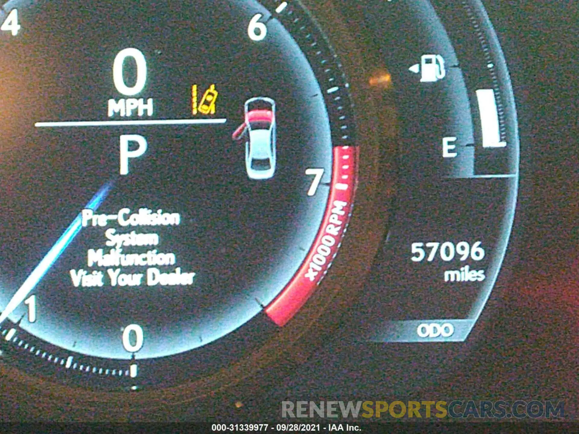 7 fotografías del automóvil dañado JTHC81D21K5034430 LEXUS IS 2019
