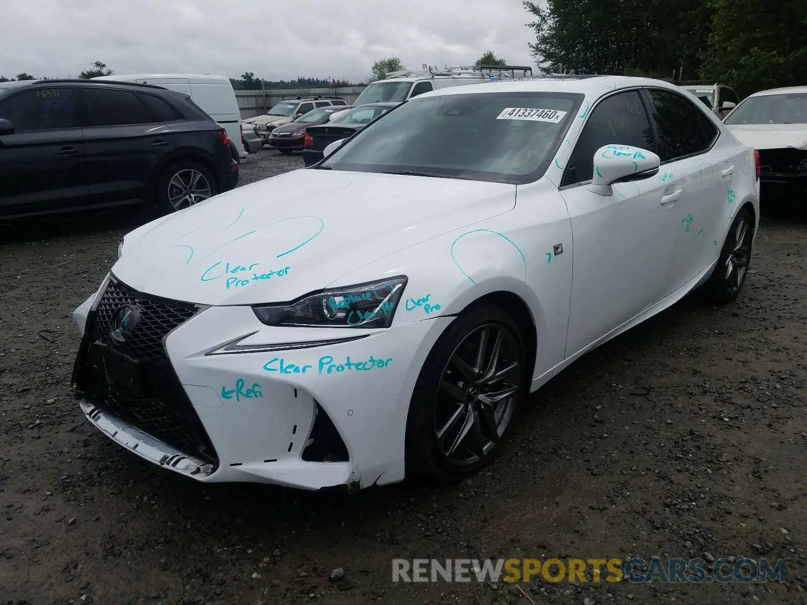 2 fotografías del automóvil dañado JTHC81D22K5034016 LEXUS IS 2019