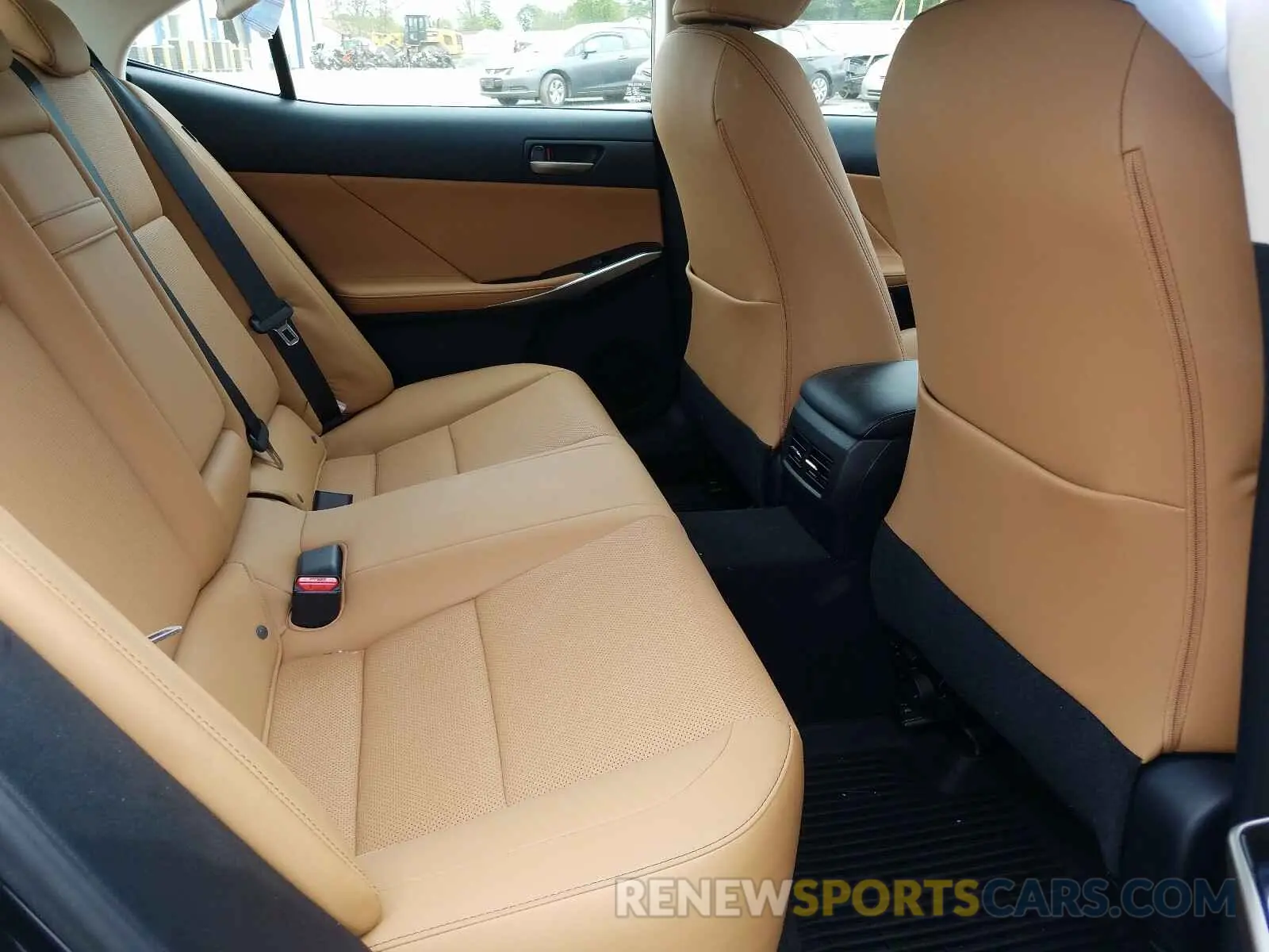 6 fotografías del automóvil dañado JTHC81D22K5037238 LEXUS IS 2019