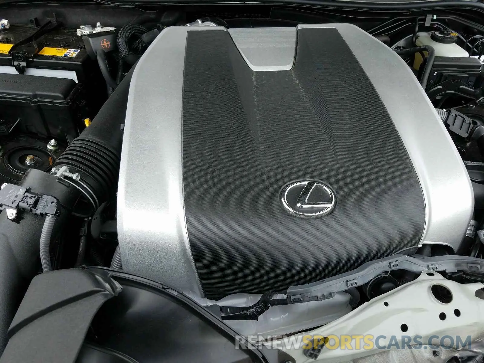 7 fotografías del automóvil dañado JTHC81D22K5037238 LEXUS IS 2019