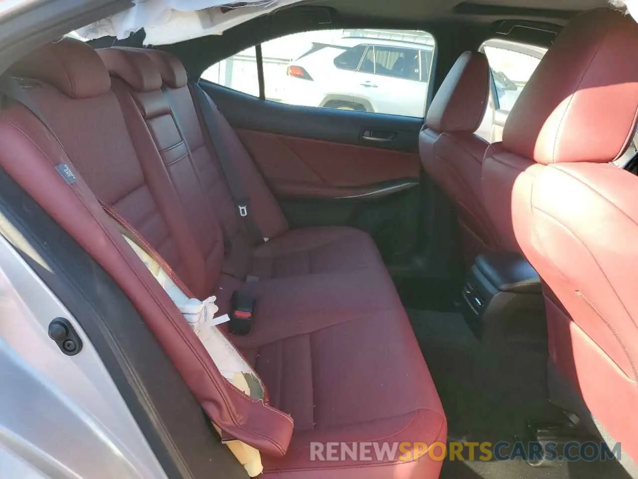 10 fotografías del automóvil dañado JTHC81D23K5037829 LEXUS IS 2019