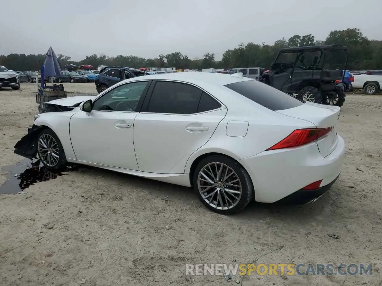 2 fotografías del automóvil dañado JTHC81D25K5038304 LEXUS IS 2019