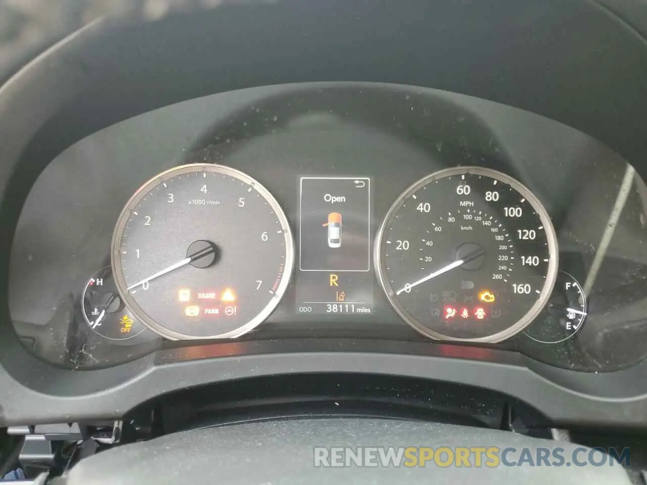 9 fotografías del automóvil dañado JTHC81D25K5038304 LEXUS IS 2019