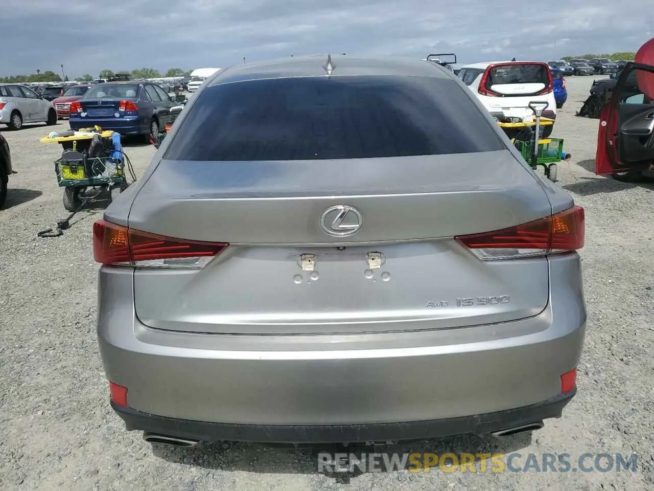 6 fotografías del automóvil dañado JTHC81D26K5036545 LEXUS IS 2019