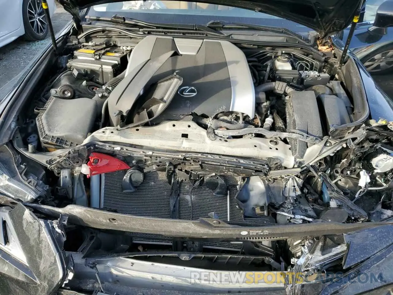 11 fotografías del automóvil dañado JTHC81D26K5039235 LEXUS IS 2019