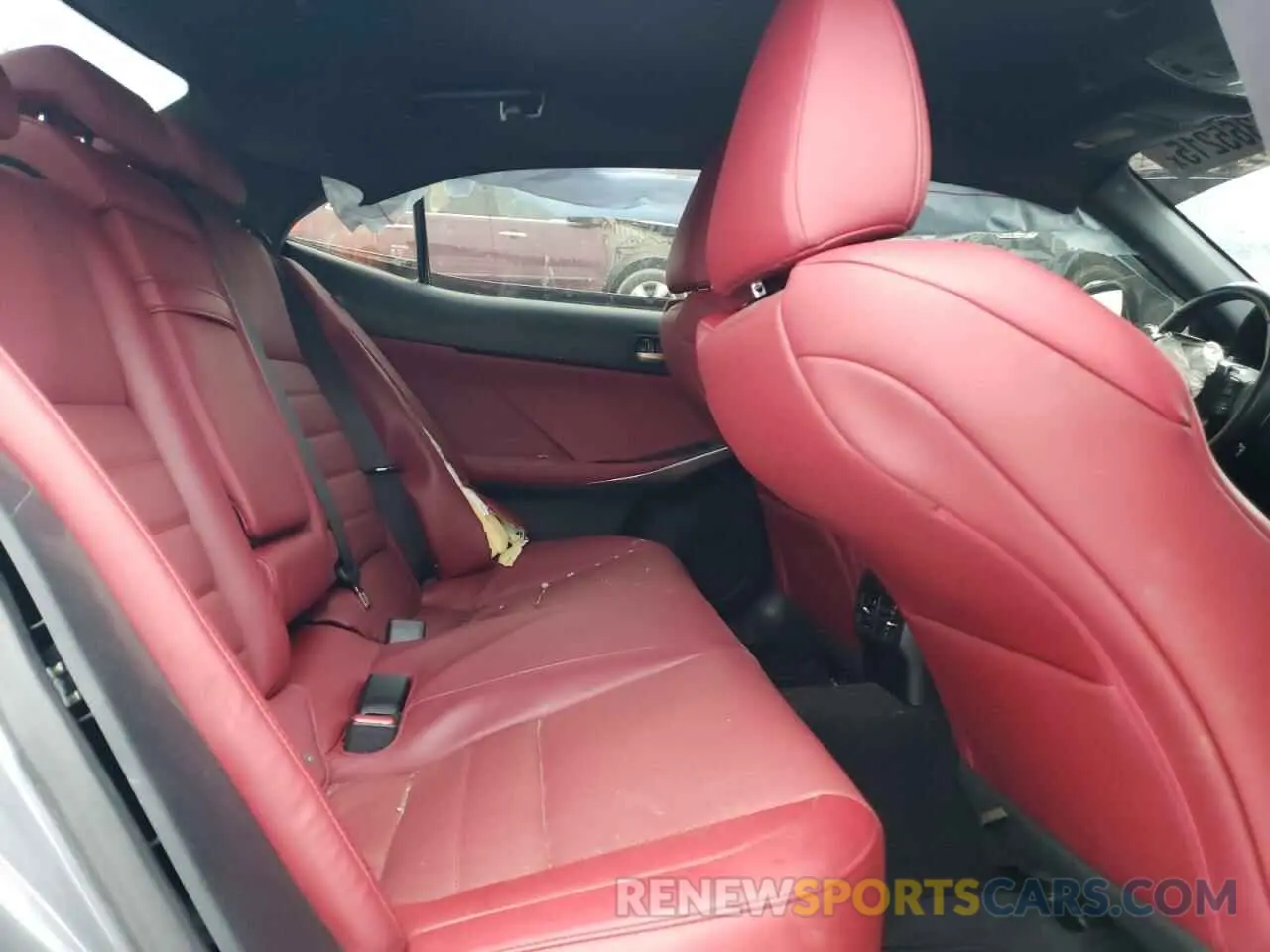 10 fotografías del automóvil dañado JTHC81D27K5035808 LEXUS IS 2019