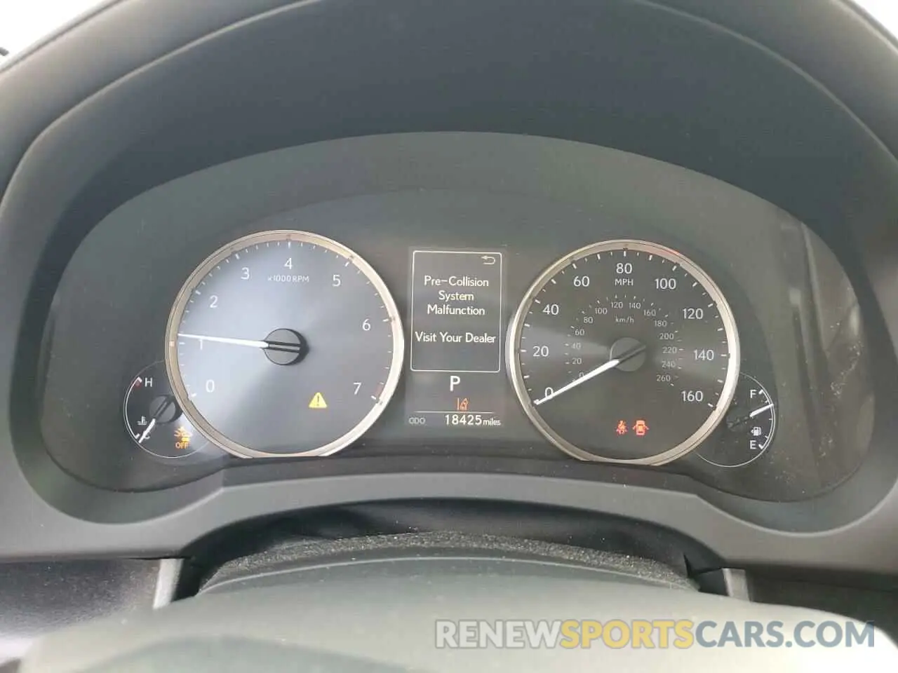 9 fotografías del automóvil dañado JTHC81D27K5035968 LEXUS IS 2019
