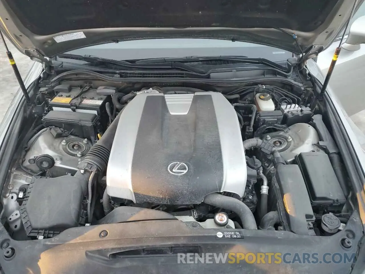 11 fotografías del automóvil dañado JTHC81D27K5037896 LEXUS IS 2019