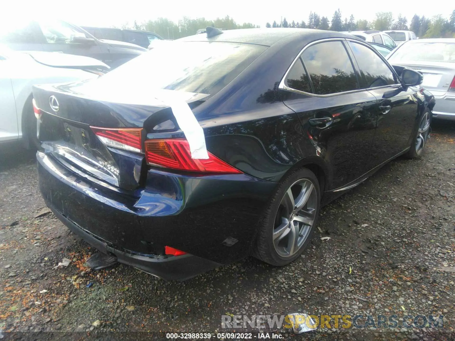 4 fotografías del automóvil dañado JTHC81D27K5038210 LEXUS IS 2019