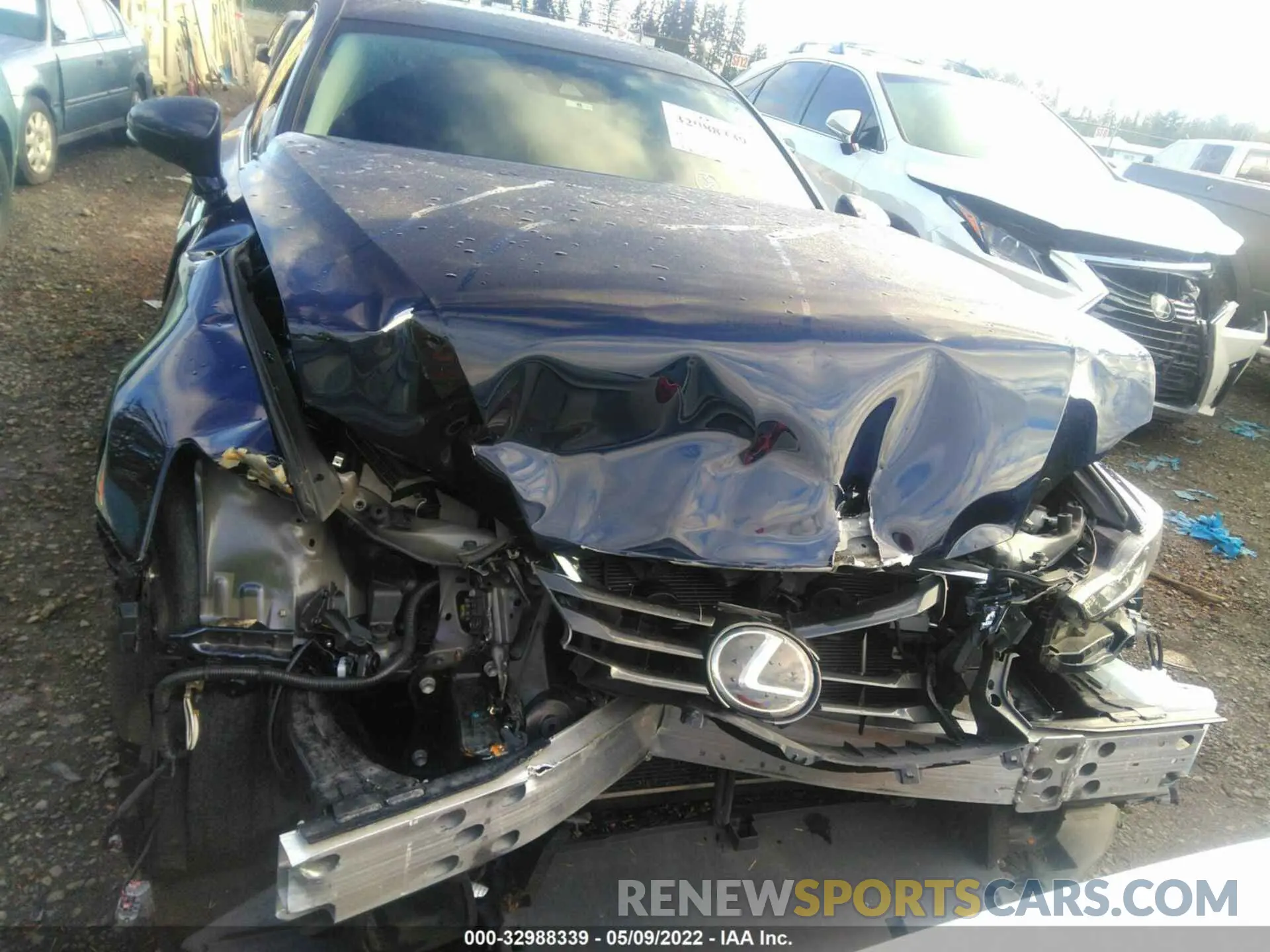 6 fotografías del automóvil dañado JTHC81D27K5038210 LEXUS IS 2019