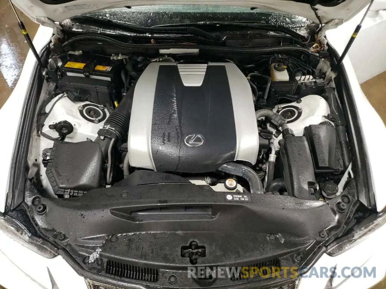 11 fotografías del automóvil dañado JTHC81D28K5037583 LEXUS IS 2019
