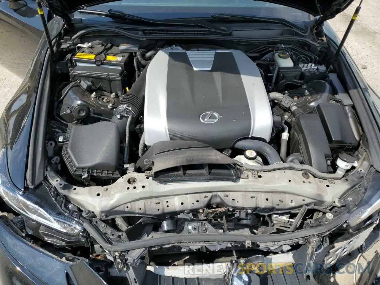 11 fotografías del automóvil dañado JTHC81D29K5039777 LEXUS IS 2019