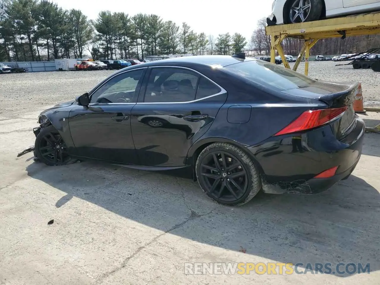 2 fotografías del automóvil dañado JTHC81D29K5039777 LEXUS IS 2019