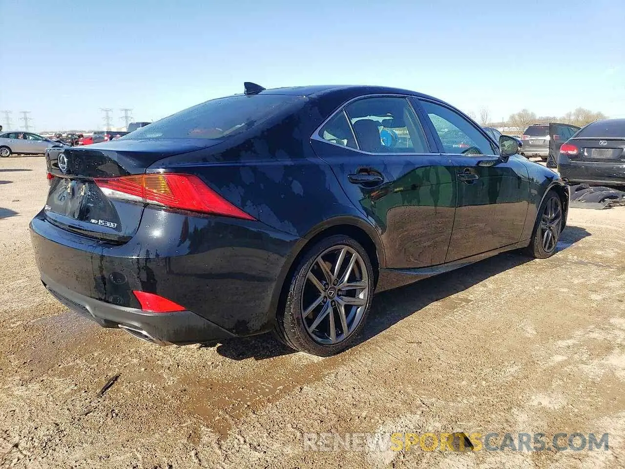 3 fotografías del automóvil dañado JTHC81D2XK5039979 LEXUS IS 2019
