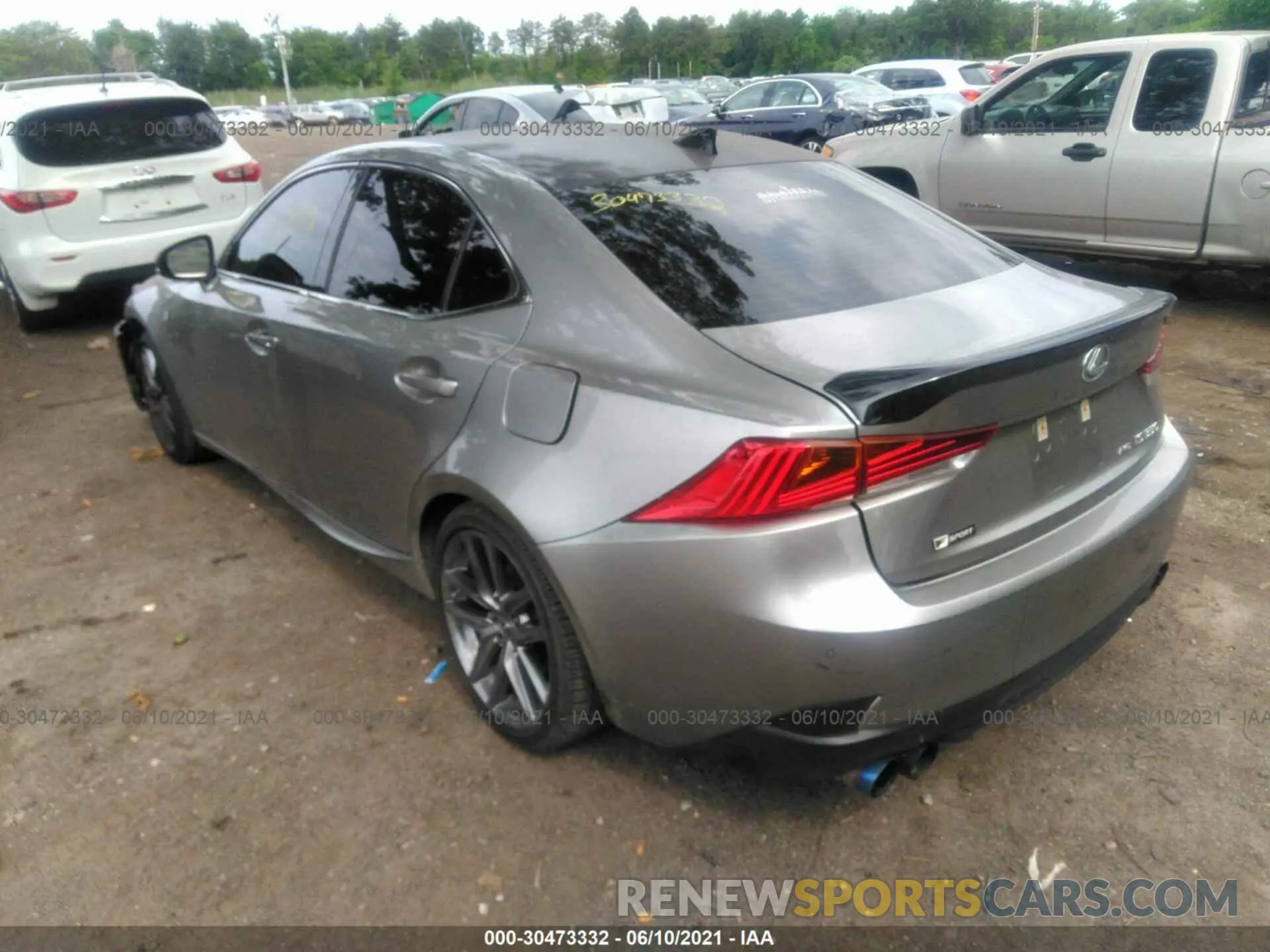 3 fotografías del automóvil dañado JTHCZ1D28K5016584 LEXUS IS 2019