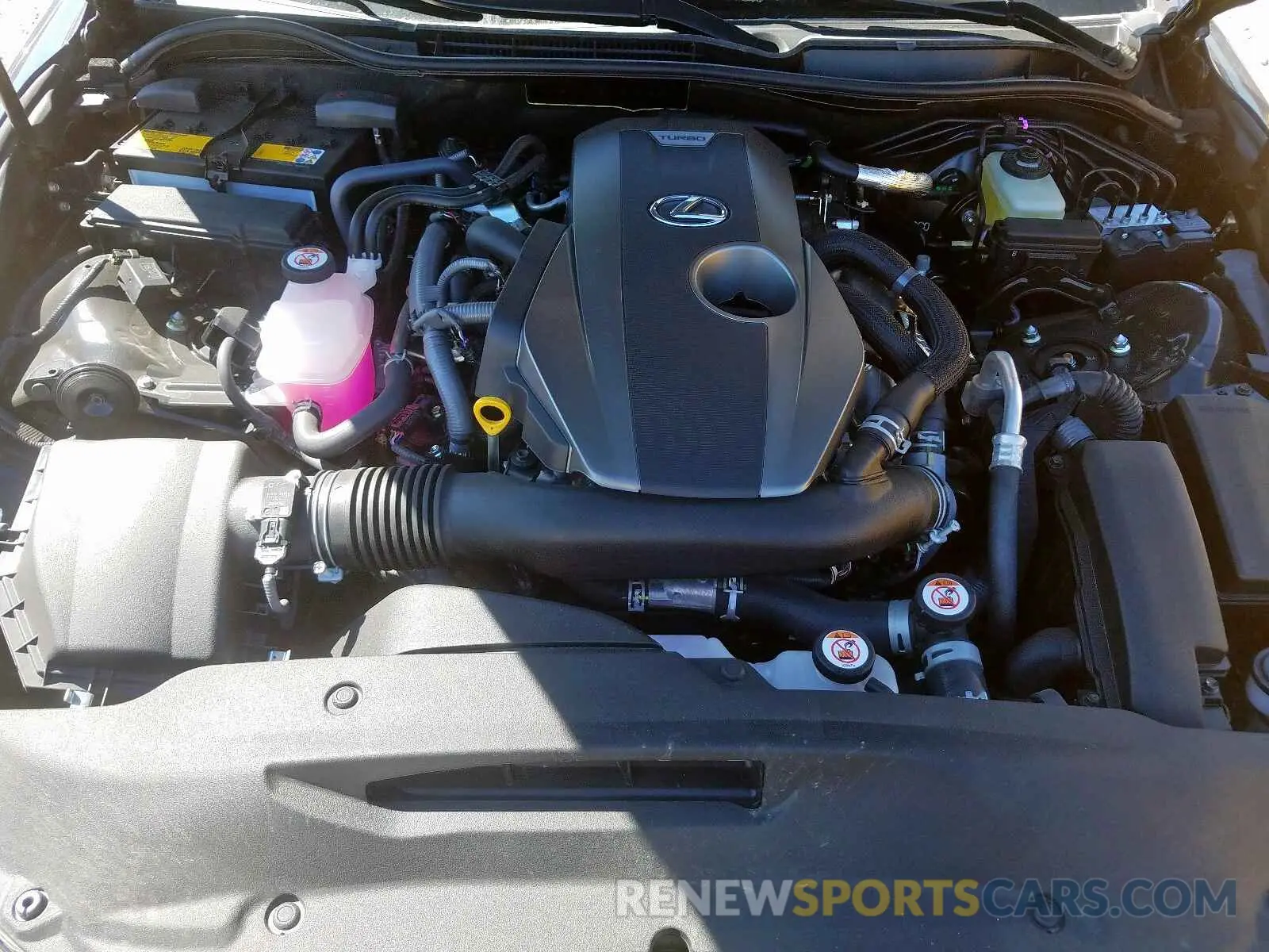 7 fotografías del automóvil dañado JTHAA1D21L5101895 LEXUS IS 2020