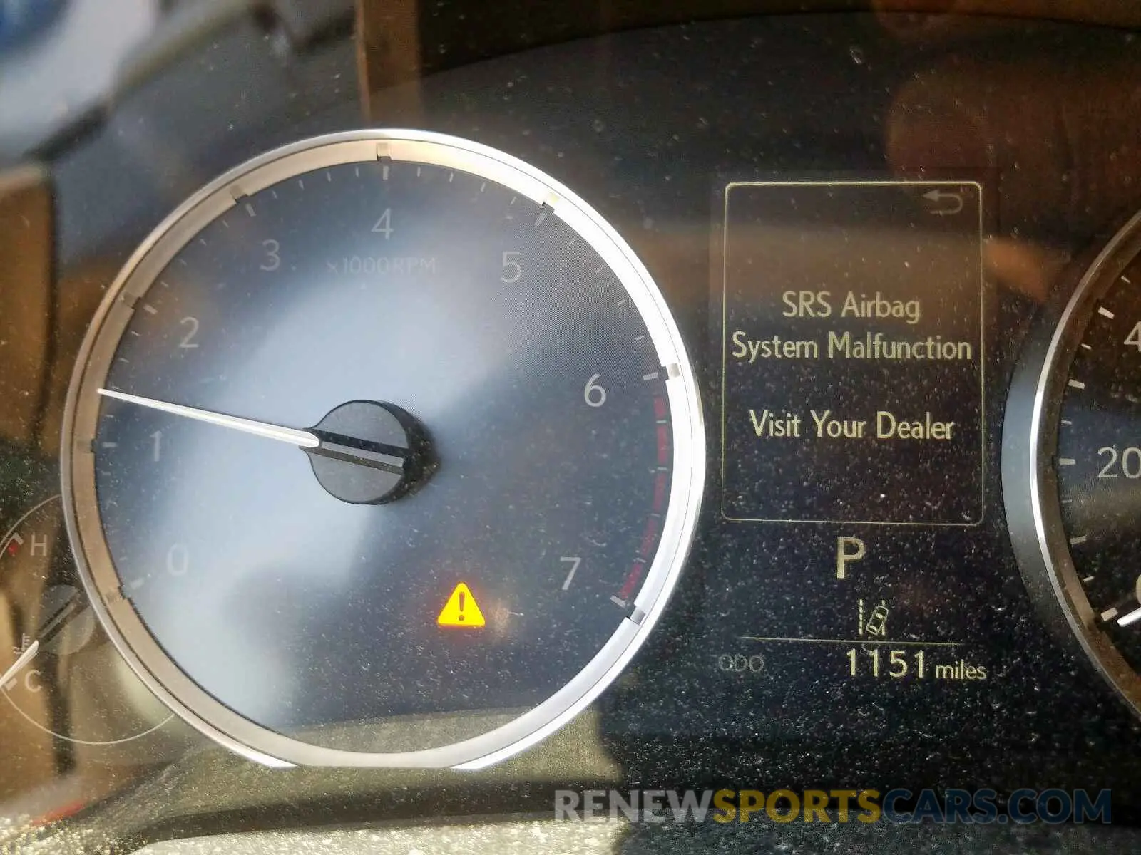 8 fotografías del automóvil dañado JTHAA1D21L5101895 LEXUS IS 2020
