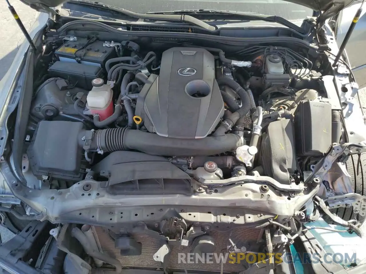 11 fotografías del automóvil dañado JTHAA1D26L5108244 LEXUS IS 2020